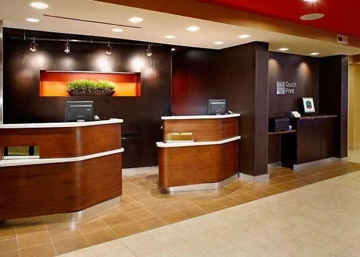 Courtyard By Marriott Tulsa