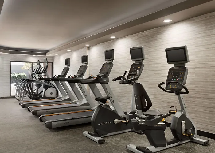 Courtyard By Marriott