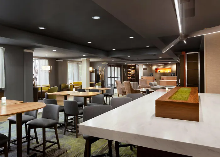 Courtyard By Marriott Hotel Tulsa
